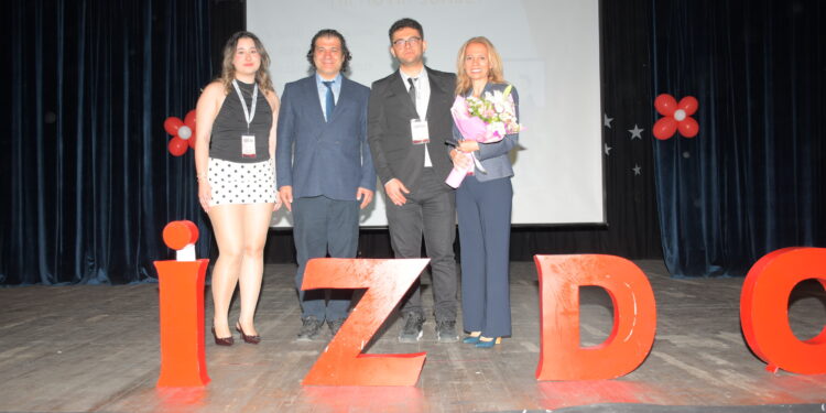 GELECEĞİN DİŞ HEKİMLERİ İZMİR’DE BULUŞTU