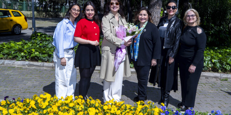 İzmir benim için ‘anne’ demek